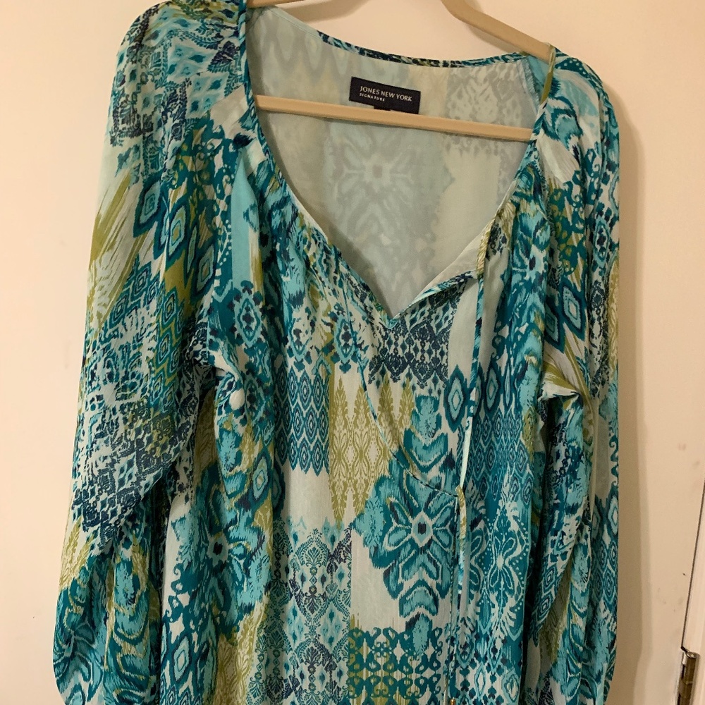 Jones NY, lovely tunic with beautiful colors, Large